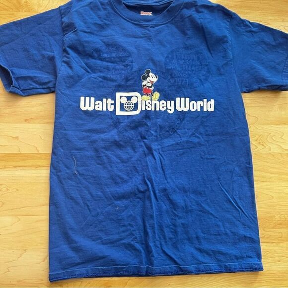 Disney Walt Disney World Blue Short Sleeve Shirt Women’s Small - Picture 1 of 3